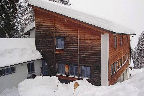skihaus-skd-aussen-02ff317c32-b3b9-89d1-5a34-d4de6285ca985CA1589B-A1EC-1F7E-22F4-B92CA333DE3B.jpg